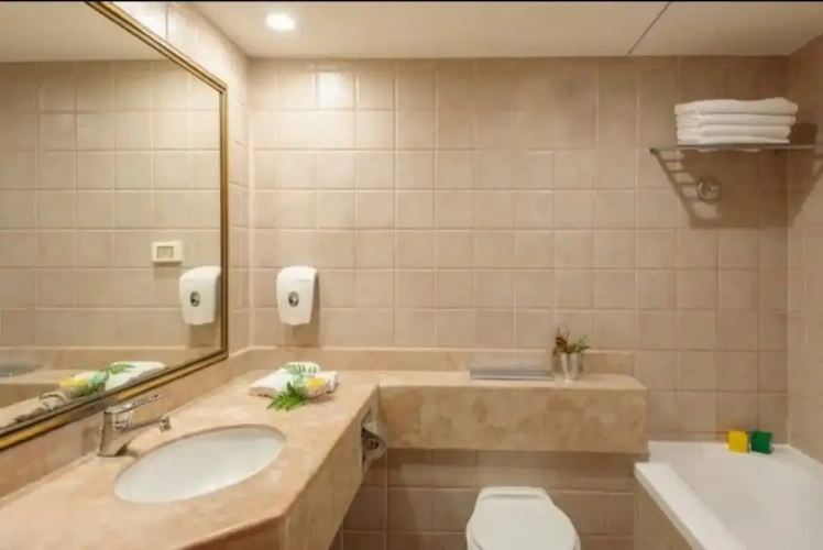 2 Bedrooms Apartment with balcony and with view