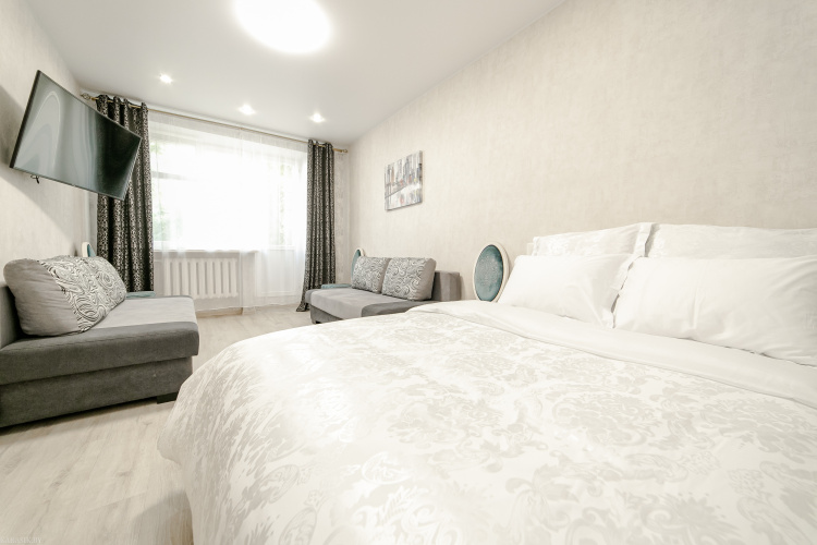 1 Bedroom Apartment with balcony
