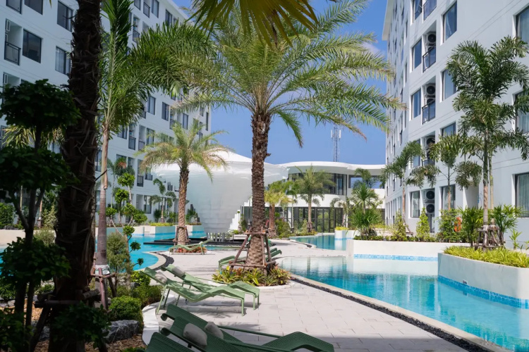 Stylish Pool View 1BDR Bang Tao Flat