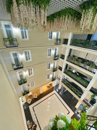 Grand Villa