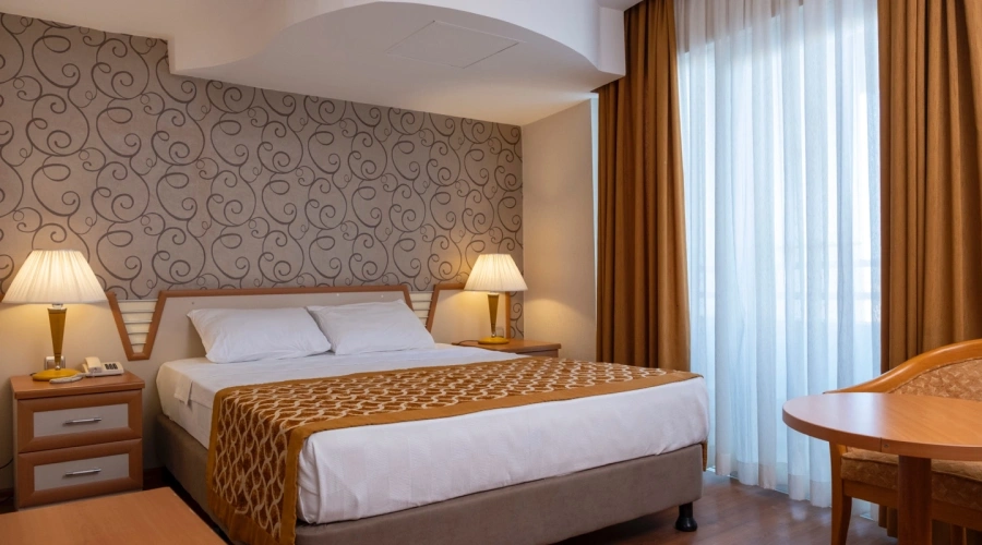 Standard Double room with pool view