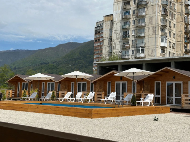 Guest house "bronau Mira"