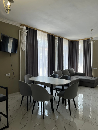 Uyutnye U Morya Apartments