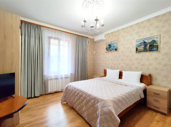 Economy Triple room
