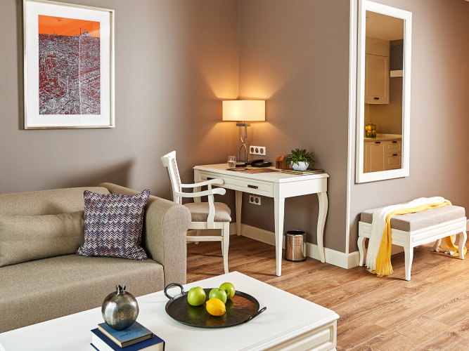 Corner Double Suite