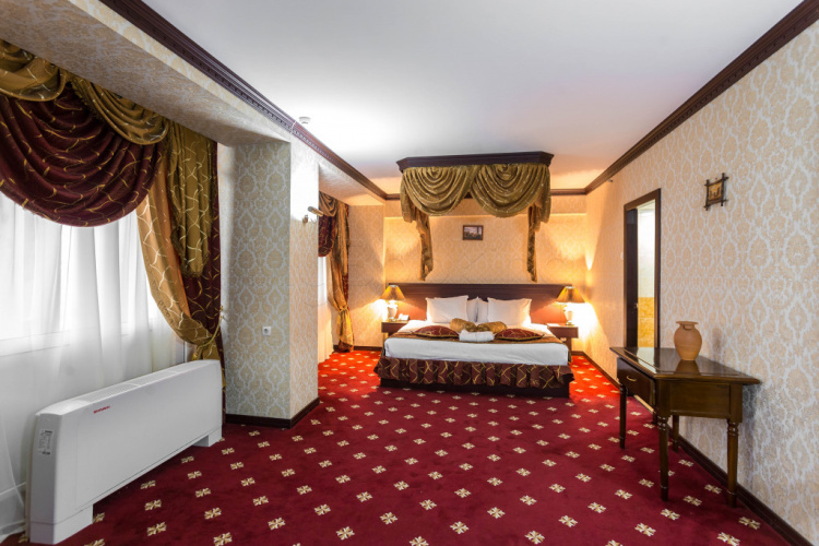 Double Suite
