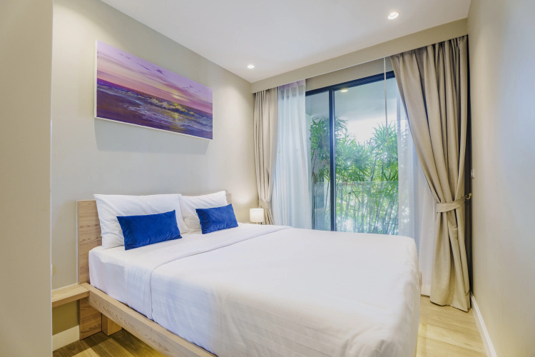 Diamond 2Br  Deluxe Poolside Condo Apartments