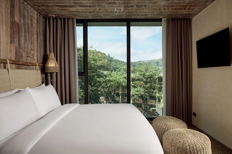 1 Bedroom Double Suite with balcony and with pool view