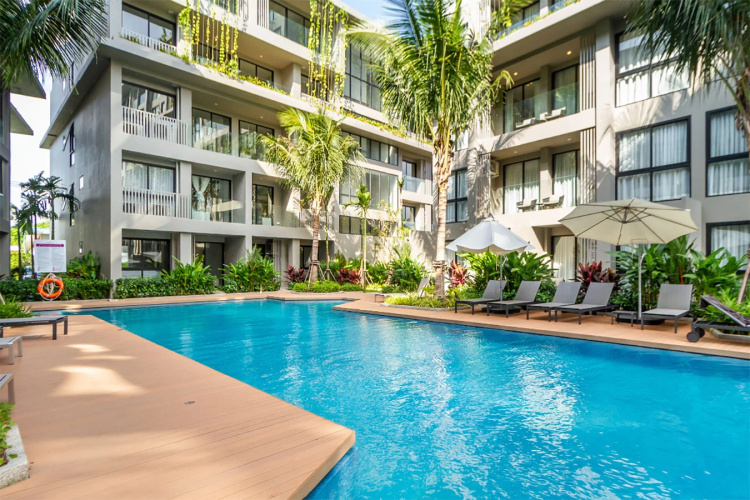 Diamond Condominium by Alexanders Apartments
