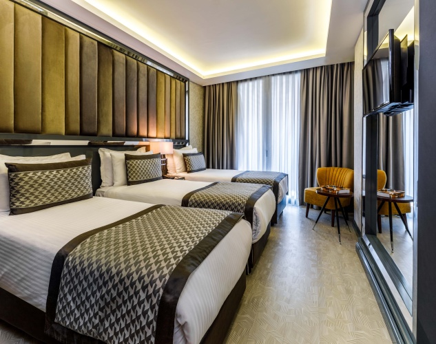 Superior Triple room
