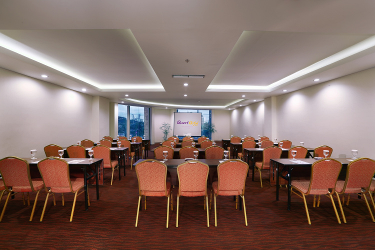 Quest San Denpasar Hotel