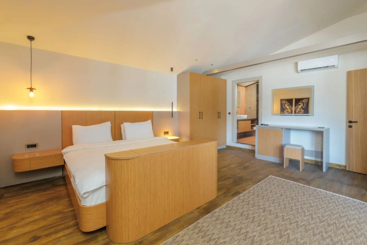 Deluxe Quadruple Family room with balcony and with sea view