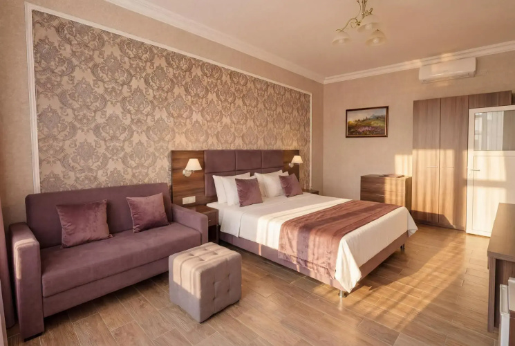 Comfort Double Family room with mountain view