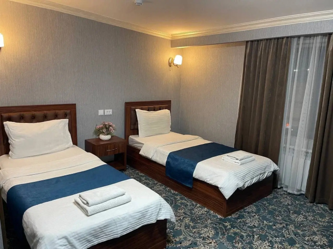 Almaz Hotel