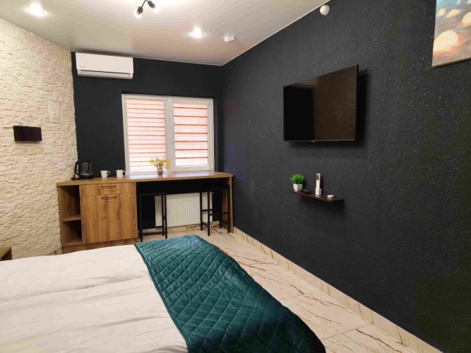 No. 17-20 Standard Double room