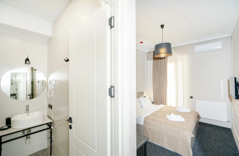 Superior Double room with balcony and with view