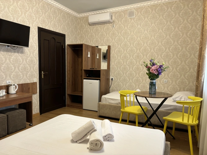 2 Bedrooms Superior Triple room