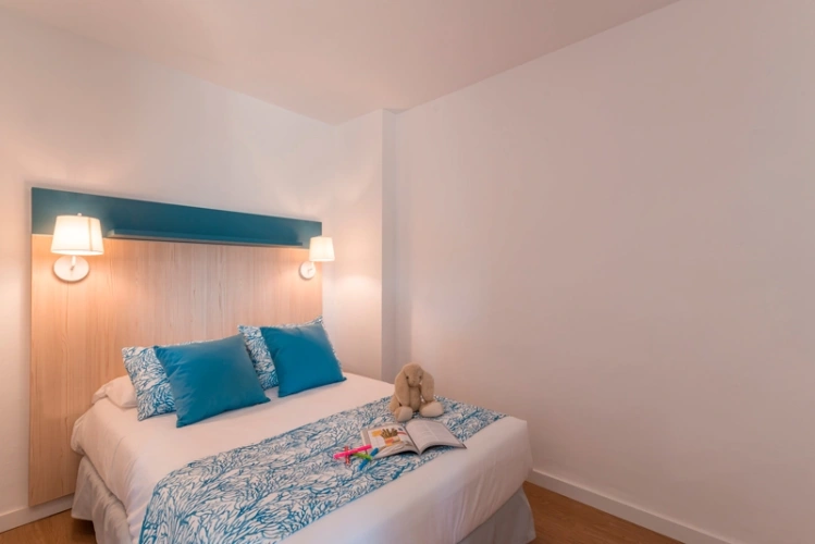 Single room with balcony