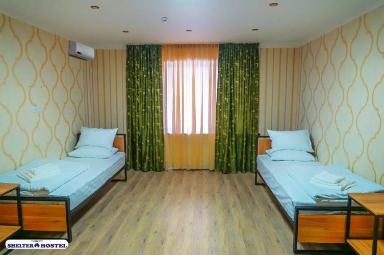Standard Triple room with view