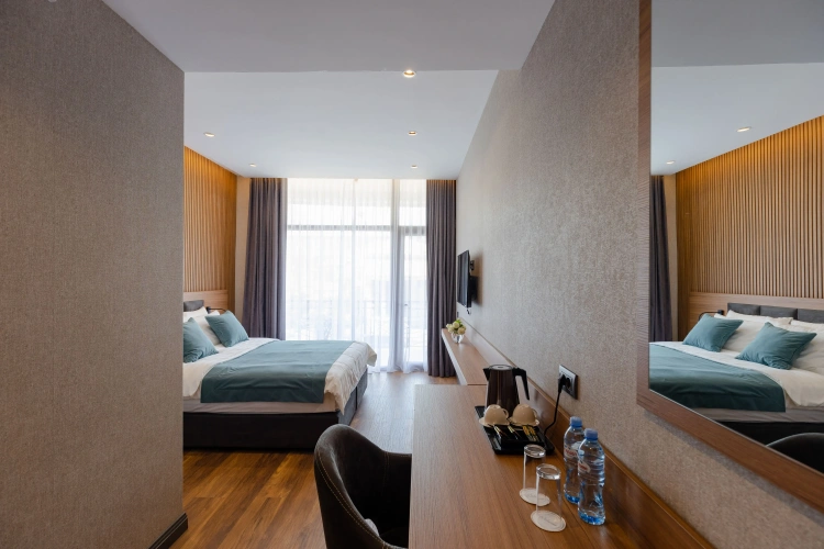 Standard Twin room with balcony