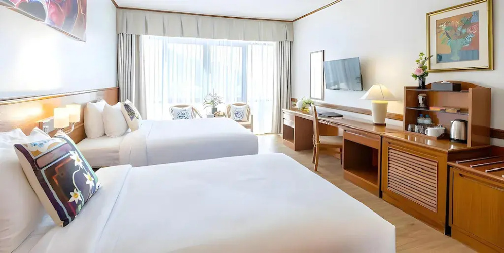 Premier Superior Double room with city view