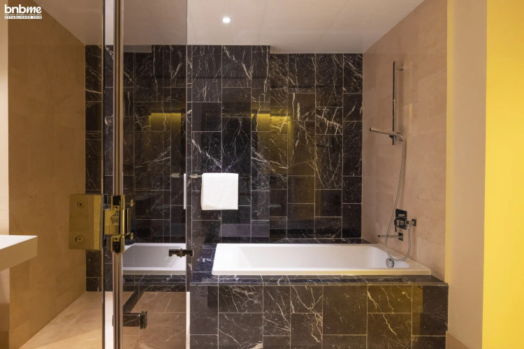 bnbmehomes | Pvt Beach Resort w DJ & Infinity Pool-10201 Apartments - Image 10