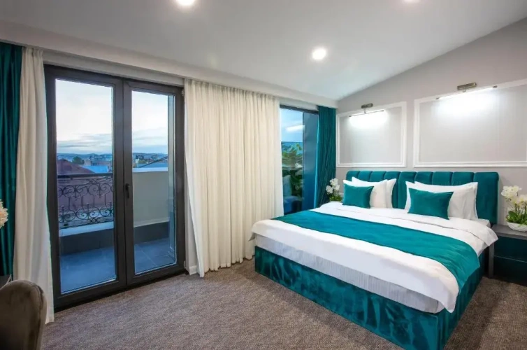 Deluxe room with balcony