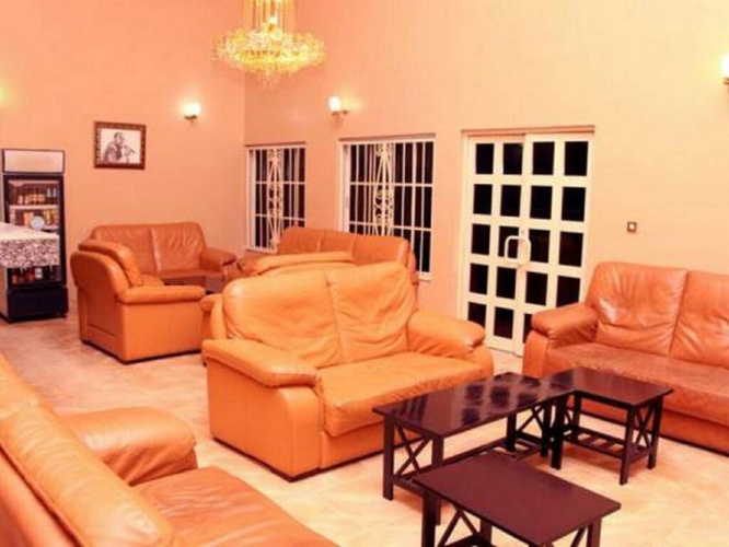 Gold Rush Suites Uyo Hotel