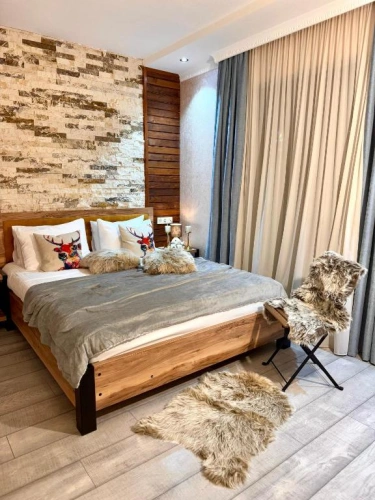 Deluxe Family room with balcony and with mountain view