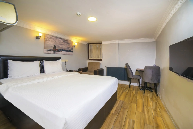Economy Double Basement room