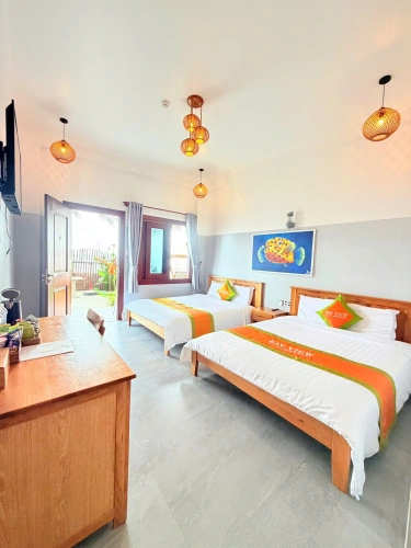 Superior Family room with balcony and beachfront