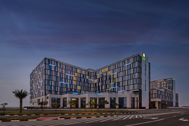 Staybridge Suites Dubai Al-Maktoum Airport photo 8
