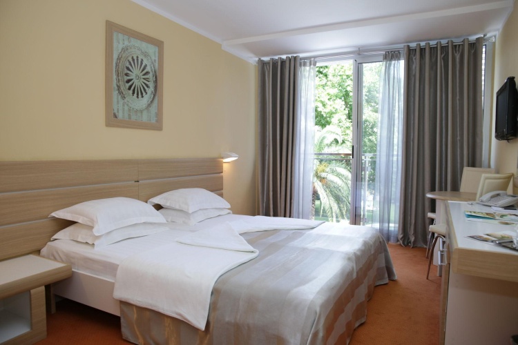 Hotel Tara photo 34