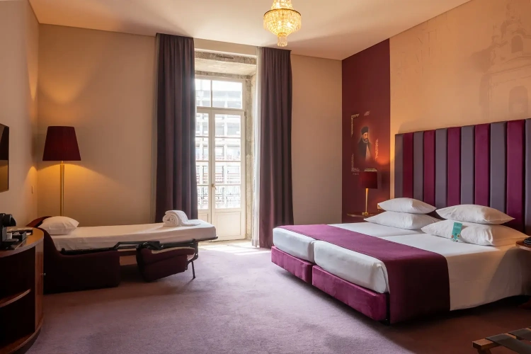 Superior with extra bed adult Twin room