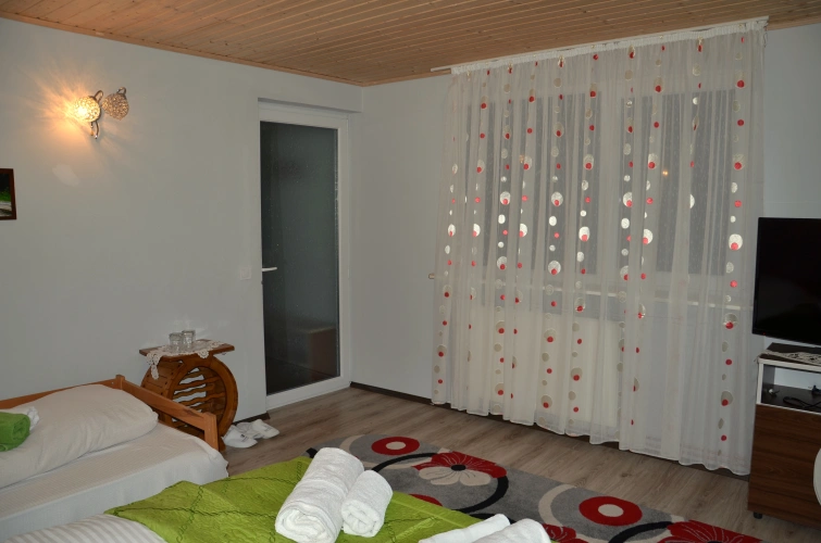 Standard Triple room with balcony