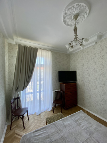 Na Myasnikova 78 Stalinka Flat