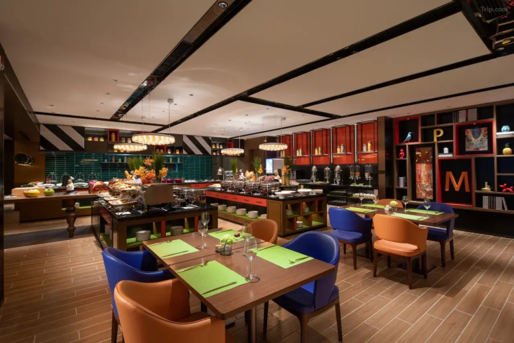 Hampton by Hilton Beijing Guomao CBD Hotel