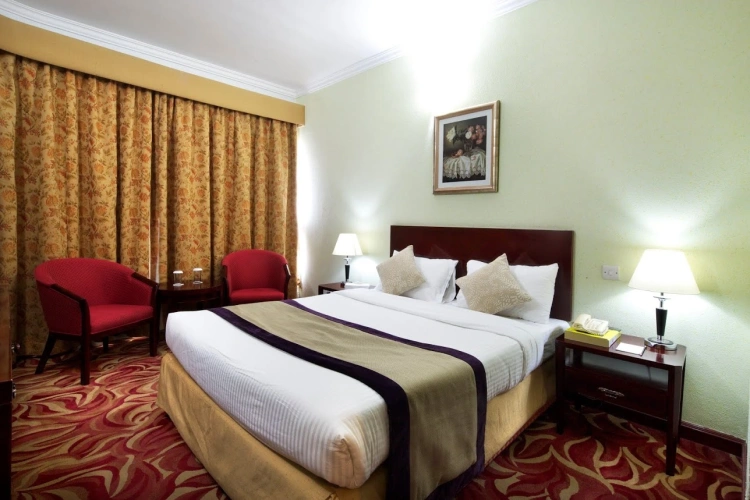 Standard Twin room with city view