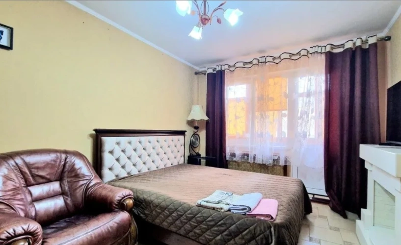 2 Bedrooms Quadruple Apartment with city view