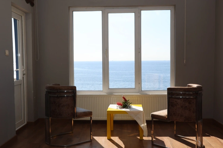 Deluxe room with balcony and with sea view