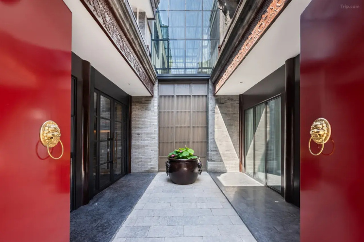 Blossom House Tiananmen Hotel