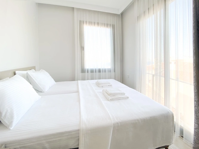 1 Bedroom Apartment with sea view