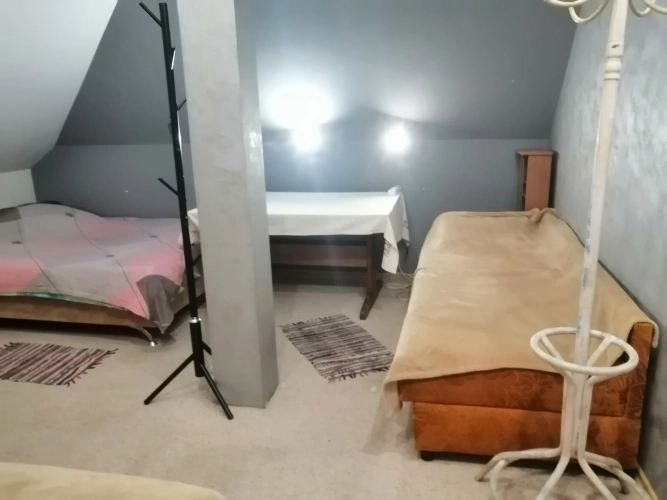 Economy Family room