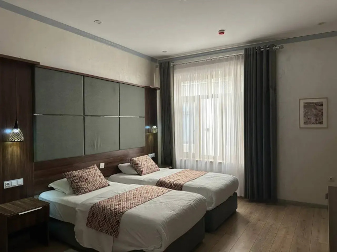 Atrium Hotel
