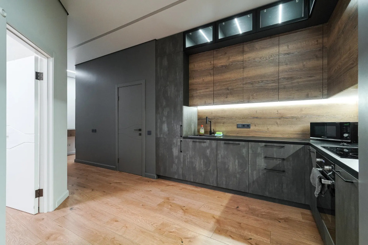 Na Bratskoy 16 Flat