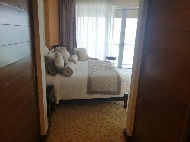 Studio with partial Burj View Apartments - Image 7