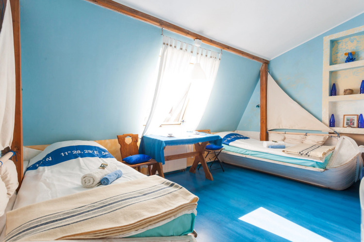 Фотография номера квартиры Апартаменты Арт-Кранц Лодки