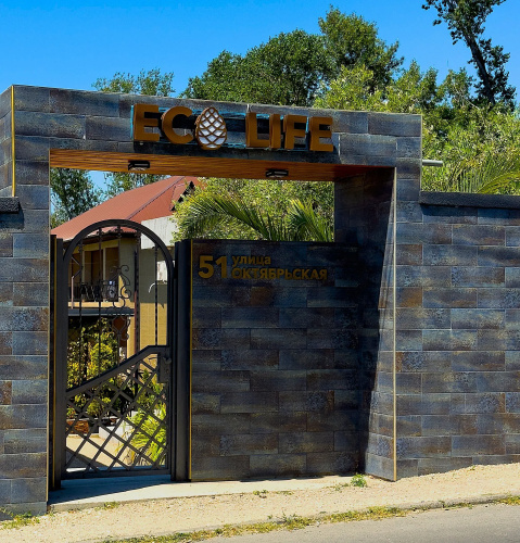 Eco Life Hotel