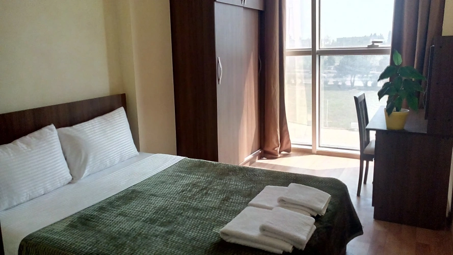 1 Bedroom Triple Apartment with balcony and with view