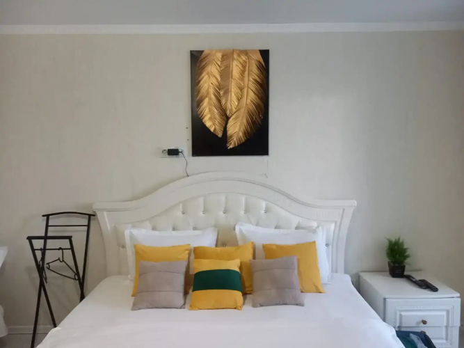 Kosmos-Layt Apartments